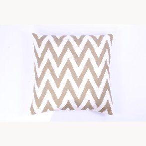 Cushion cover with pattern