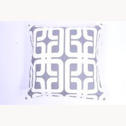 Cushion cover with pattern