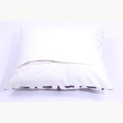 Cushion cover with pattern