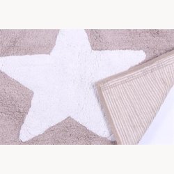Bathmat with a star