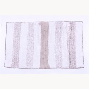Bathmat with stripes