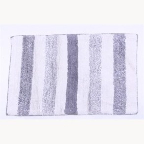 Bathmat with stripes