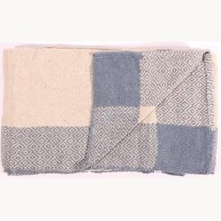 Woven pattern tablecloth - 150 x 260 cm