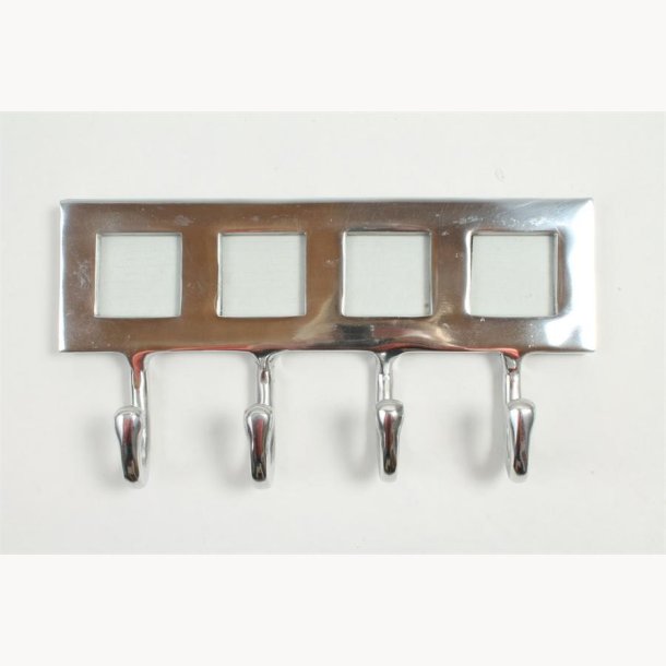 Pictureframe with hooks