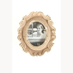Pictureframe with magnet