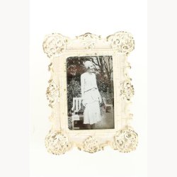 Pictureframe with magnet