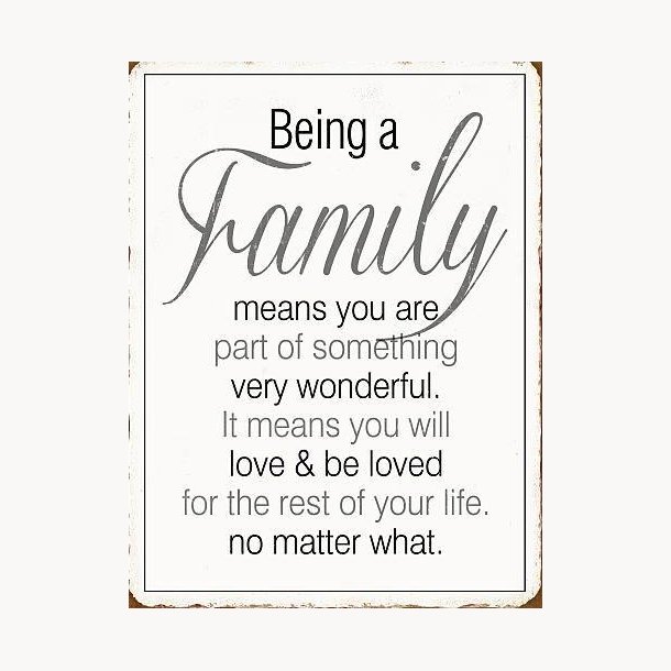 Skilt - Being a family...