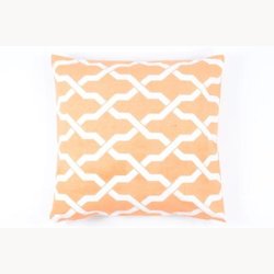 Cushion cover with pattern
