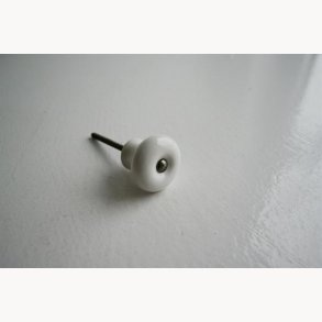 Knob, ceramic