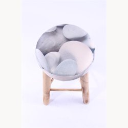 Skammel med stenmotiv