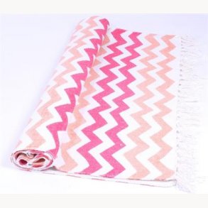 Rug with zig zag print - 70 x 200 cm